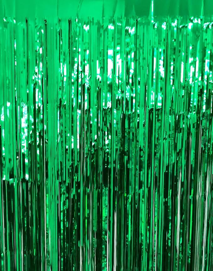 GOER 3.2 ft x 9.8 ft Metallic Tinsel Foil Fringe Curtains Party Photo Backdrop Party Streamers for St. Patrick's Day,Graduation,New Year Eve Decorations Christmas Wedding Decor (Green,3 Packs)