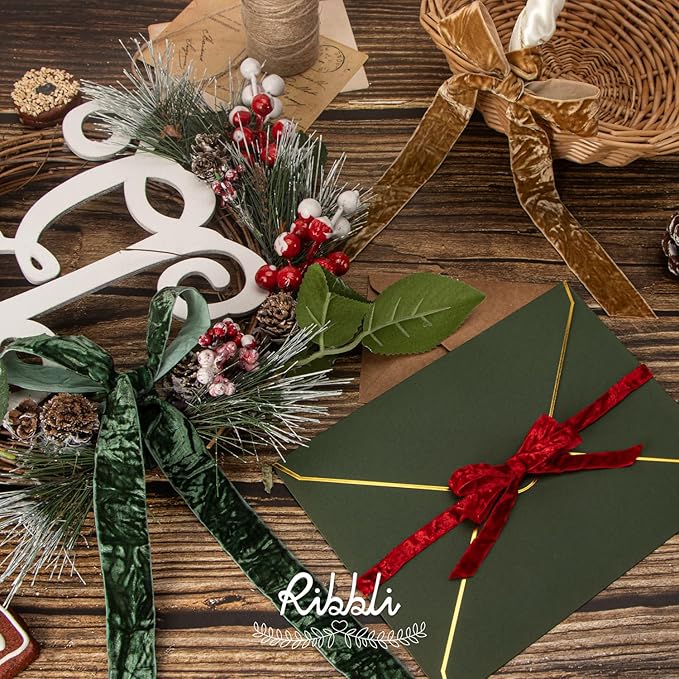 Ribbli Forest Green Velvet Ribbon 3/8 Inches Luxury Crinkled Green Christmas Ribbon for Gift Wrapping Crafts Home Decor-Continuous 10 Yard
