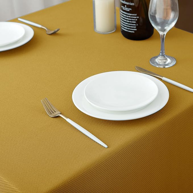 Biscaynebay Textured Fabric Christmas Rectangle Table Cloth 52x70 Inches, Gold Water Resistant Tablecloths for Dining, Kitchen, Wedding, Parties etc. Machine Washable