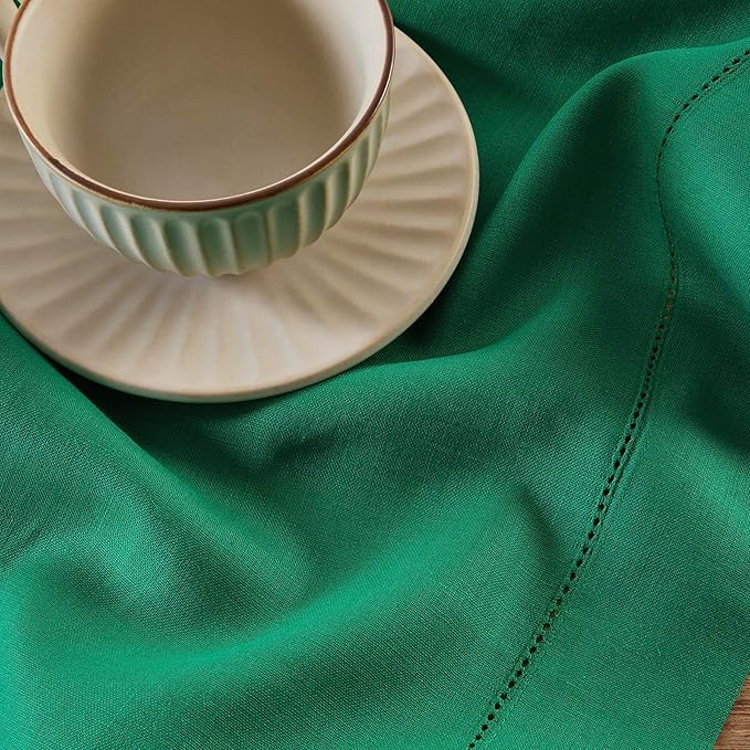 Solino Home Linen Tablecloth 60 x 90 Inch - Classic Hemstitch 100% Pure Linen Emerald Green Table Cloth for Rectangle Tables - Machine Washable Tablecloth for Christmas